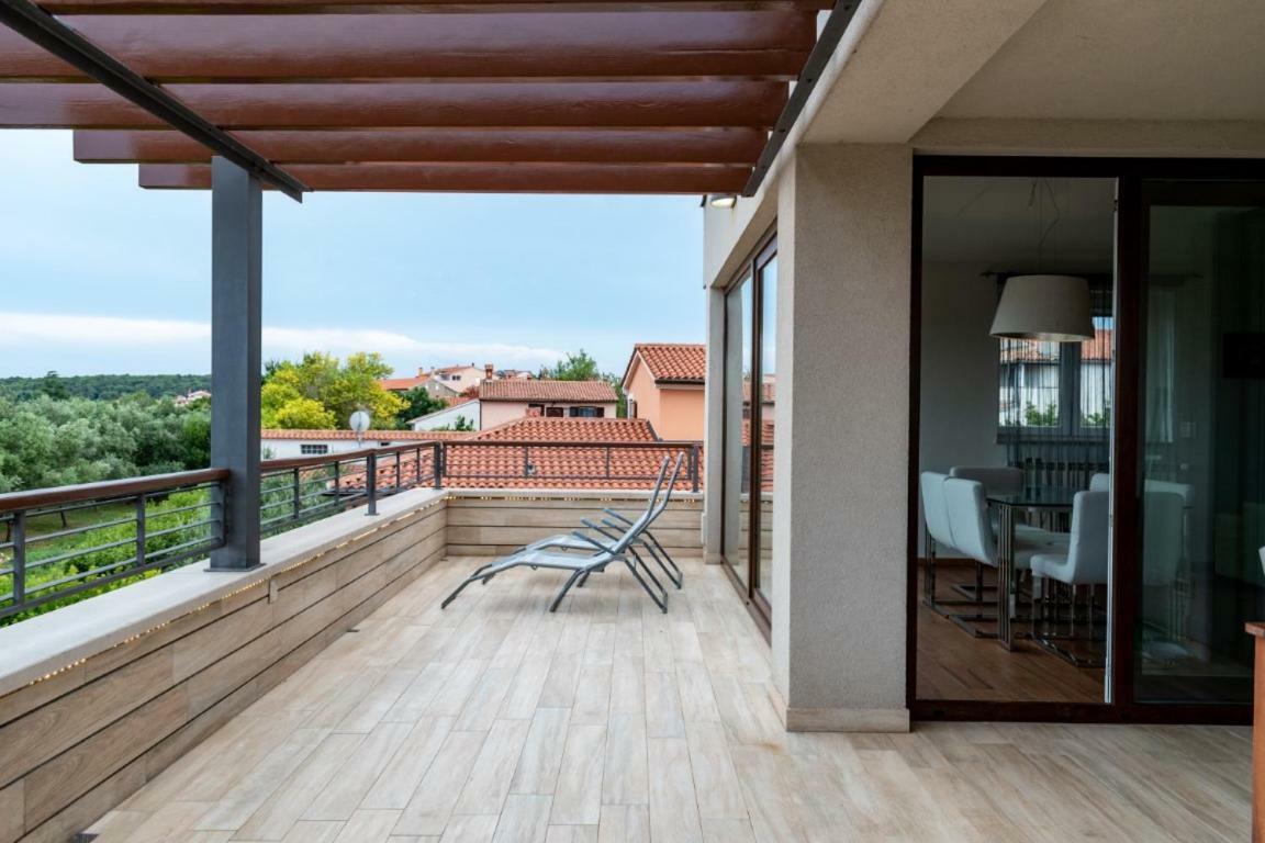 House Mia *