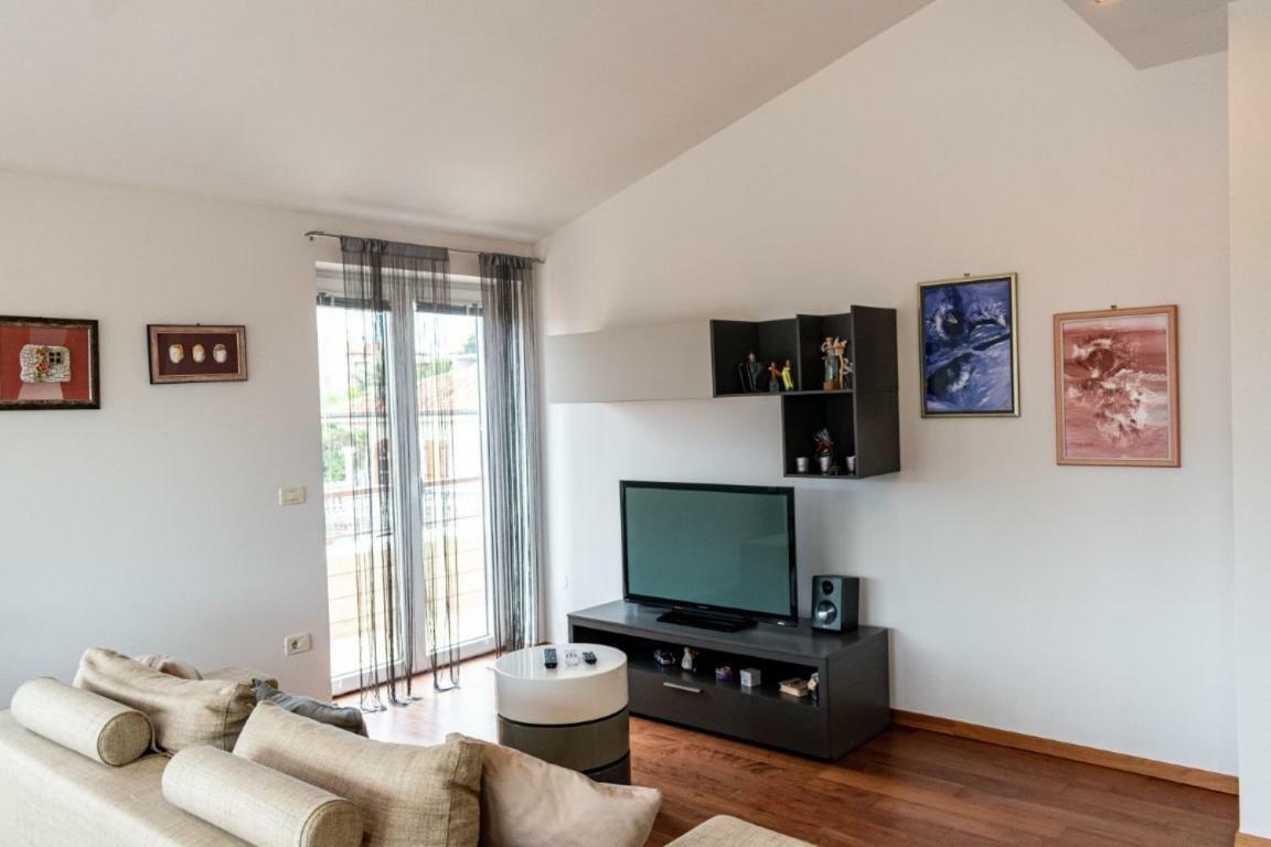 House Mia Apartment